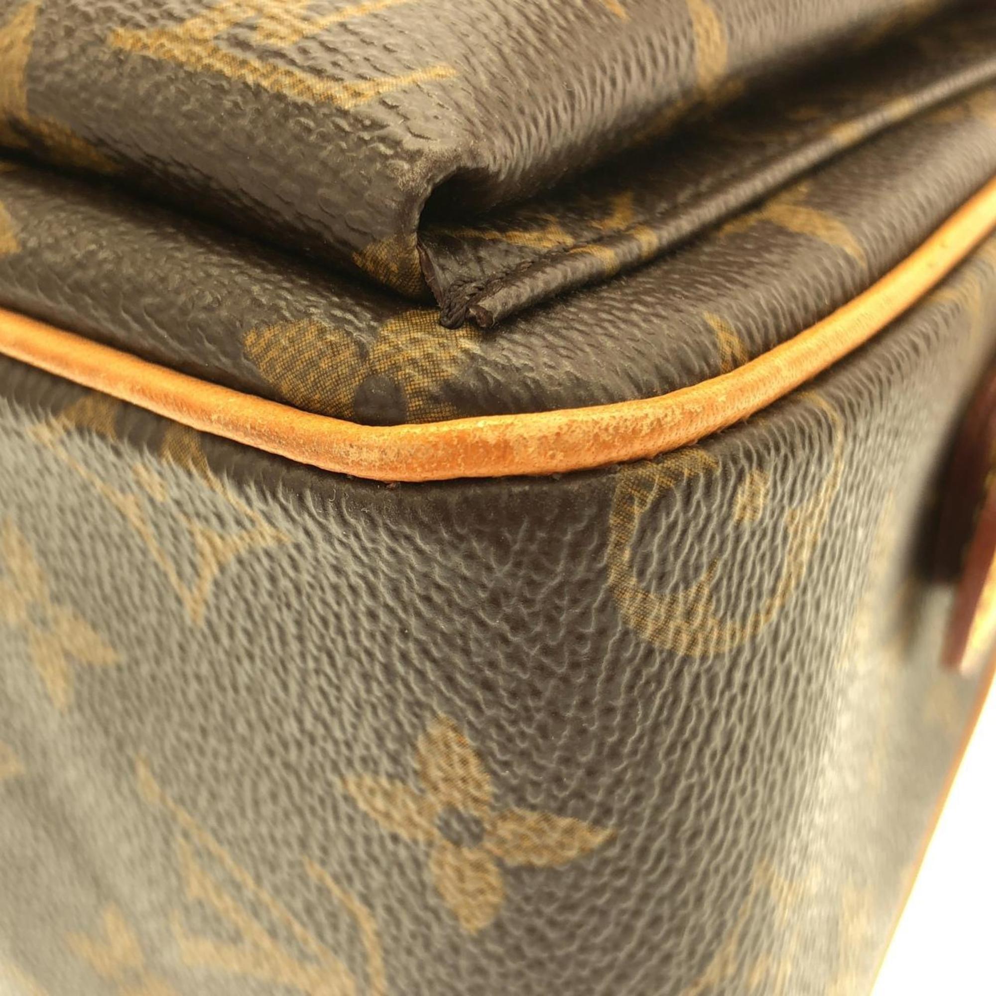 Louis Vuitton Marron Coated Canvas Shoulder Bag (Pre-Owned)