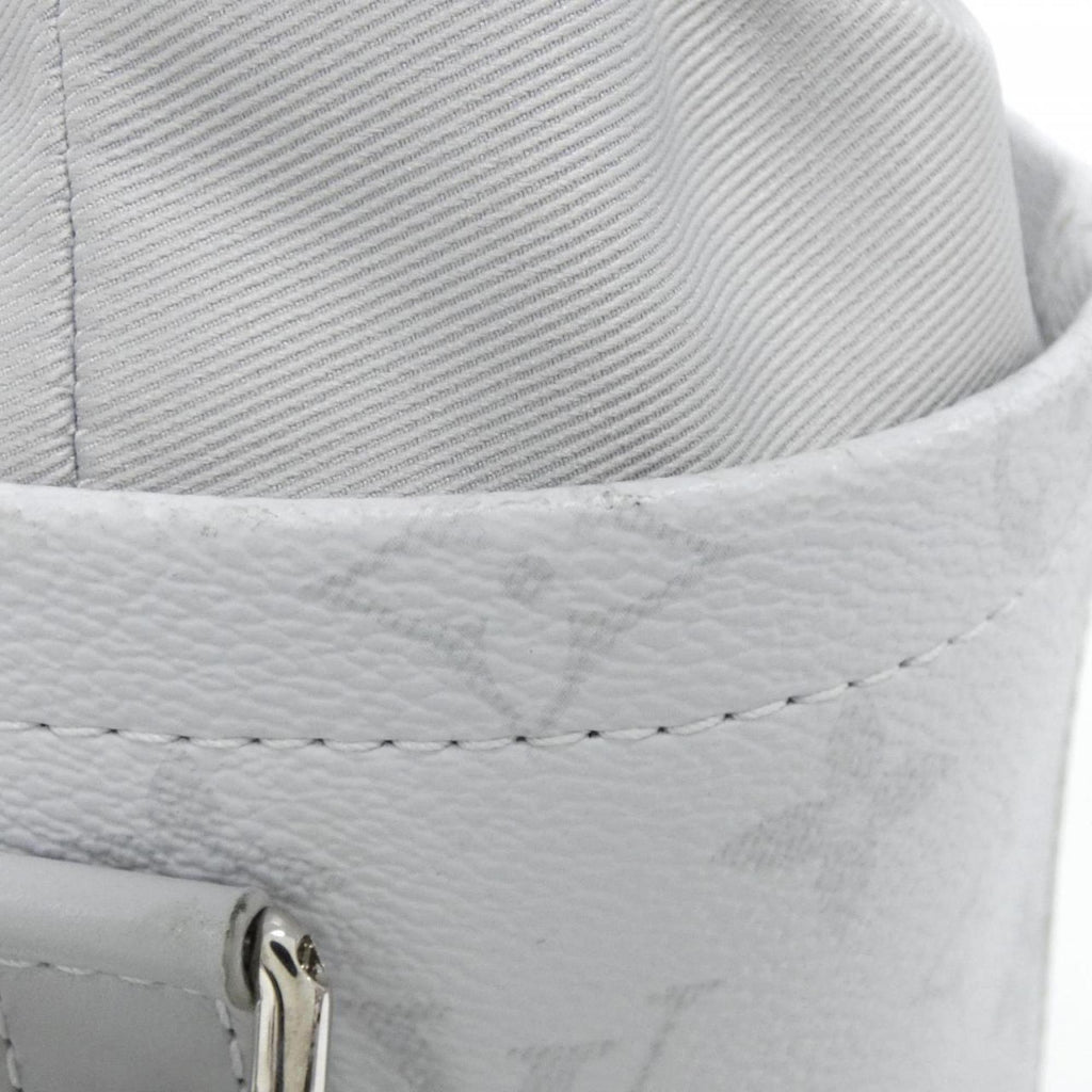 Louis Vuitton Blanc White Coated Canvas Shoulder Bag (Pre-Owned)