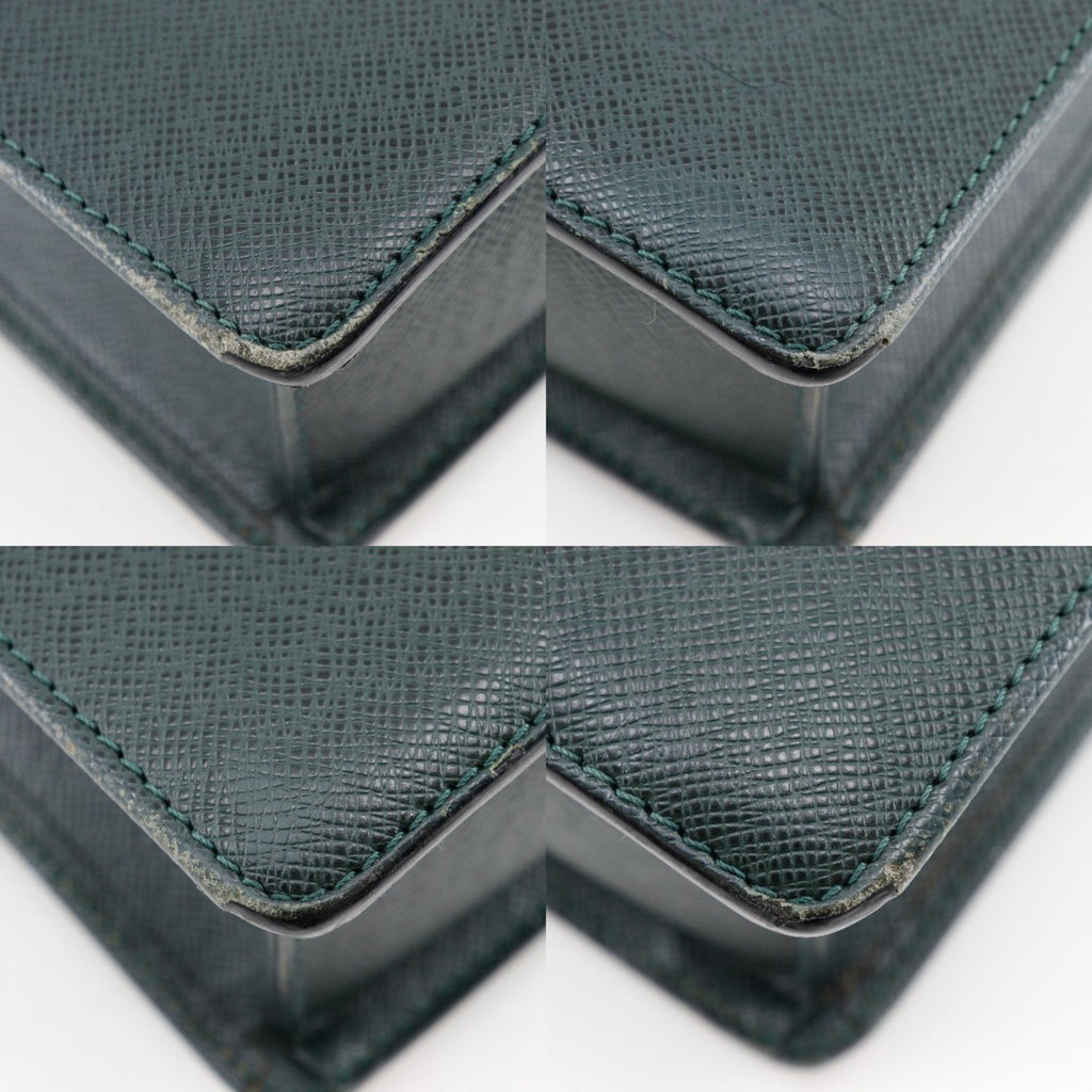 Louis Vuitton Episea Green Taiga Leather Briefcase (Pre-Owned)