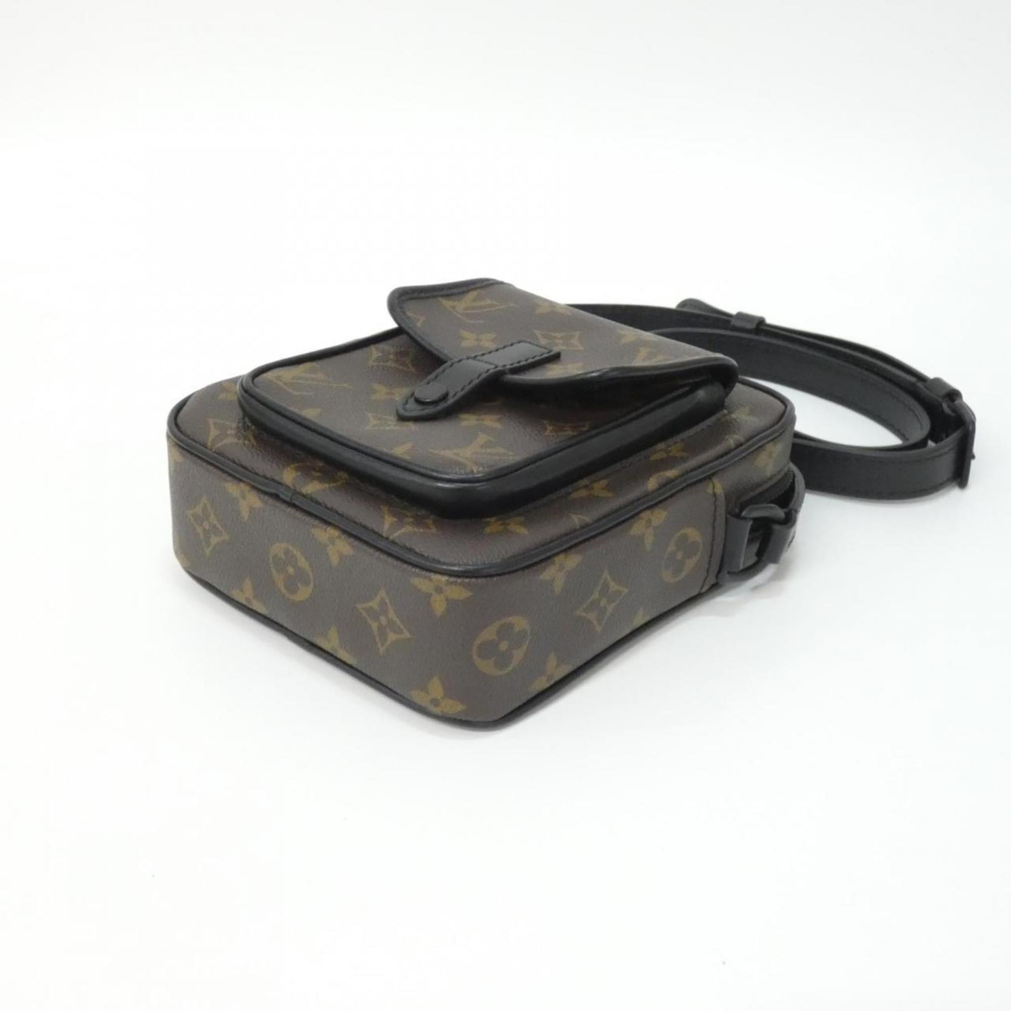 Louis Vuitton Marron Coated Canvas Shoulder Bag (Pre-Owned)