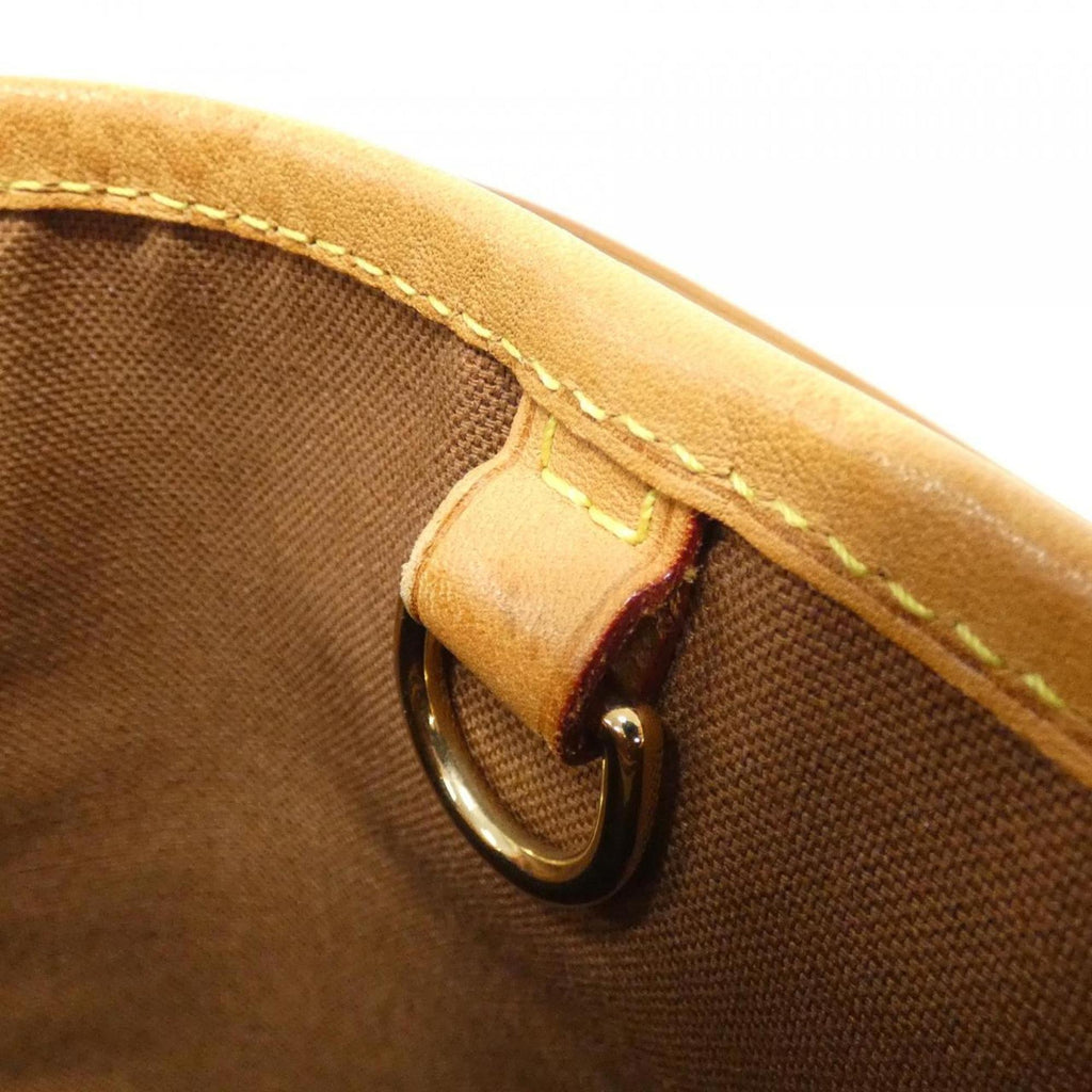 Louis Vuitton Marron Coated Canvas Shoulder Bag (Pre-Owned)