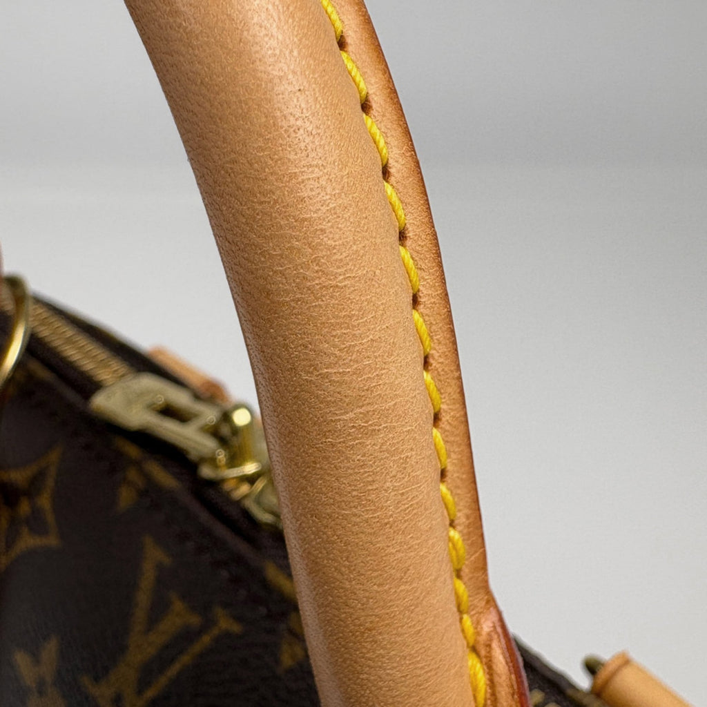 Louis Vuitton Brown Monogram Monogram Handbag (Pre-Owned)