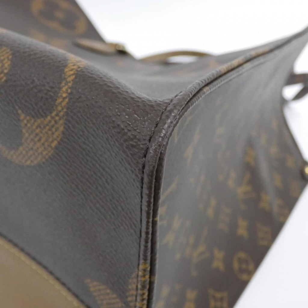 Louis Vuitton Marron Coated Canvas Handbag (Pre-Owned)