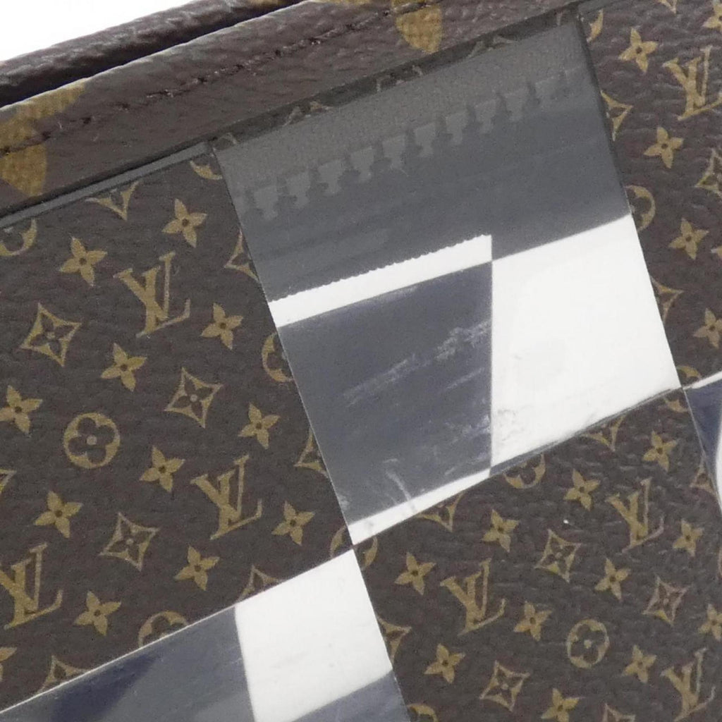 Louis Vuitton Marron Coated Canvas Pvc Pouch (Pre-Owned)