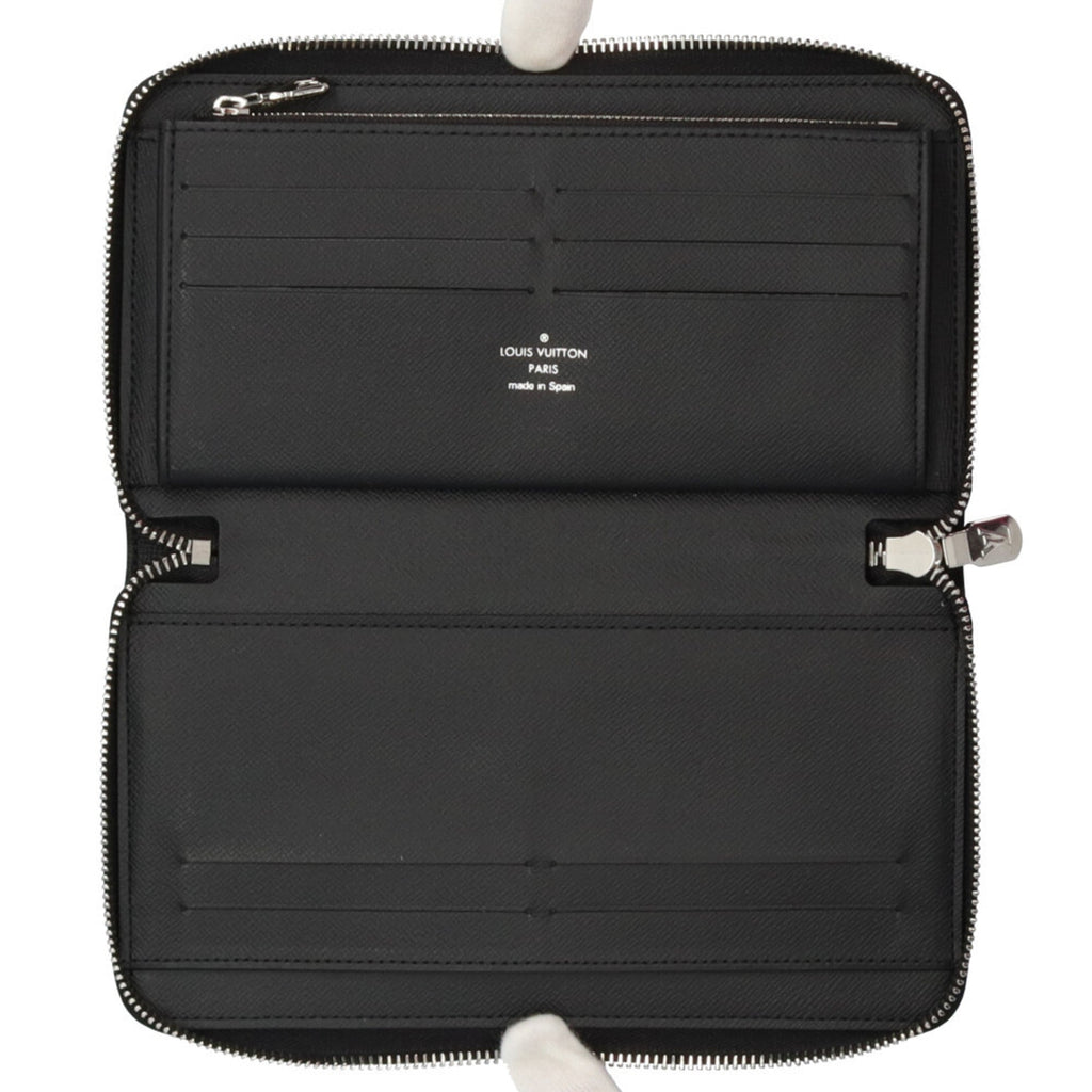 Louis Vuitton Black Gray Damier Graphite Long Wallet (Bi-Fold) (Pre-Owned)