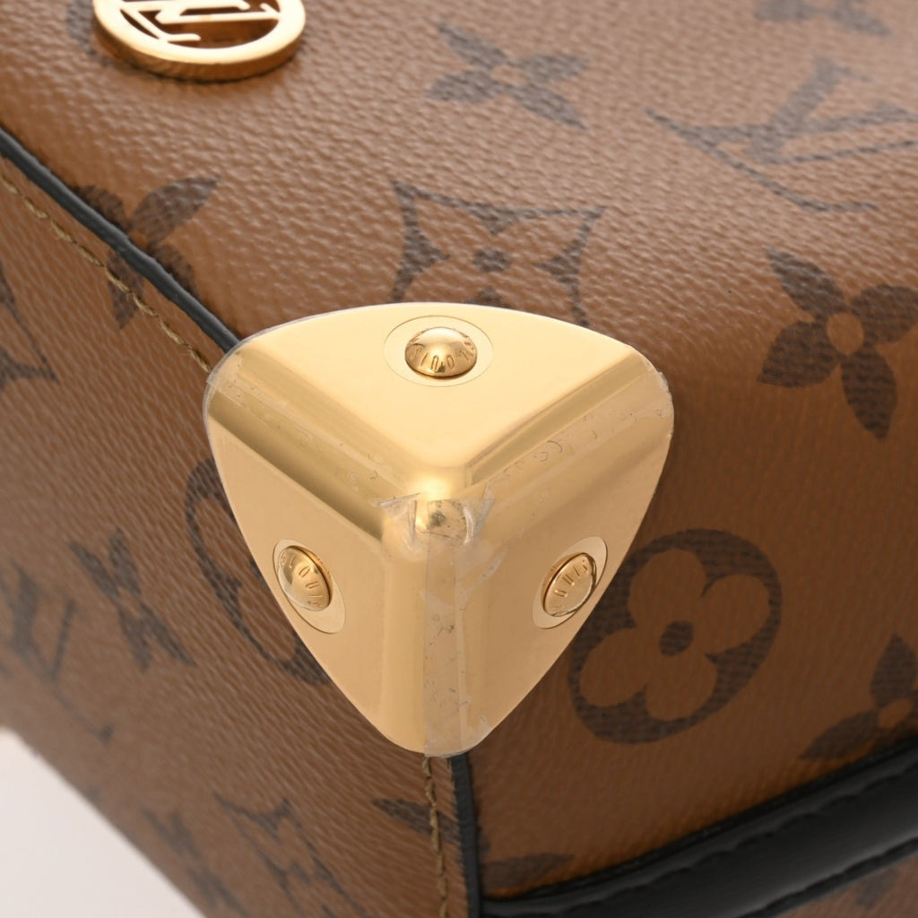 Louis Vuitton Brown Monogram Canvas Shoulder Bag (Pre-Owned)