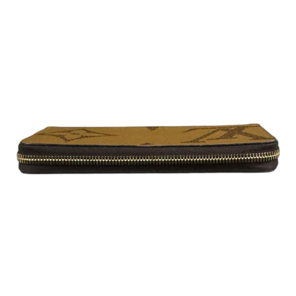 Louis Vuitton Brown Monogram Long Wallet (Bi-Fold) (Pre-Owned)