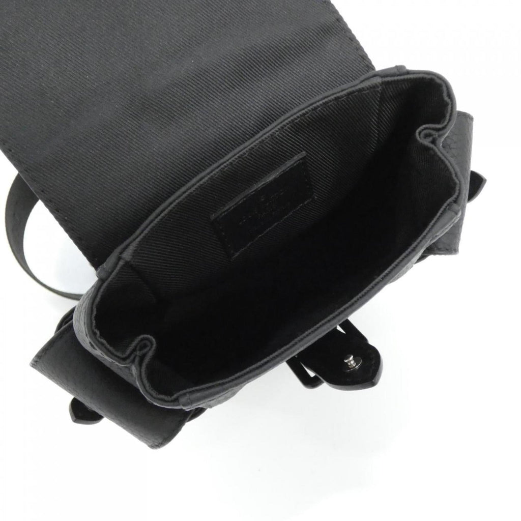 Louis Vuitton Black Leather Shoulder Bag (Pre-Owned)