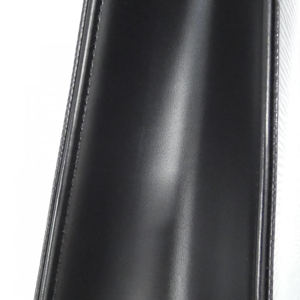 Louis Vuitton Epi Black Leather Handbag (Pre-Owned)