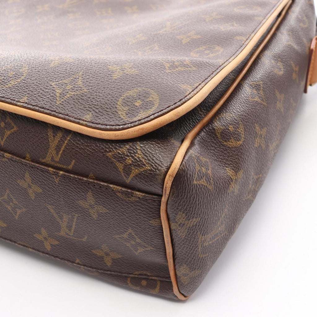 Louis Vuitton Brown Coated Canvas Leather Shoulder Bag (Pre-Owned)
