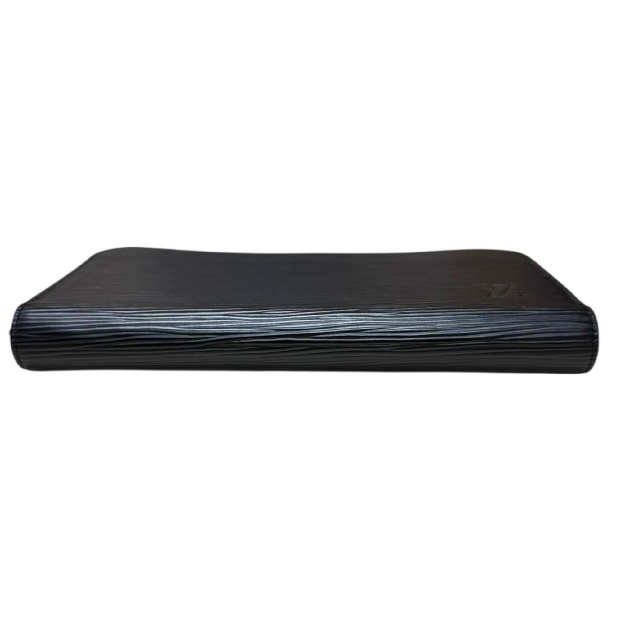 Louis Vuitton Black Noir Epi Leather Long Wallet (Bi-Fold) (Pre-Owned)