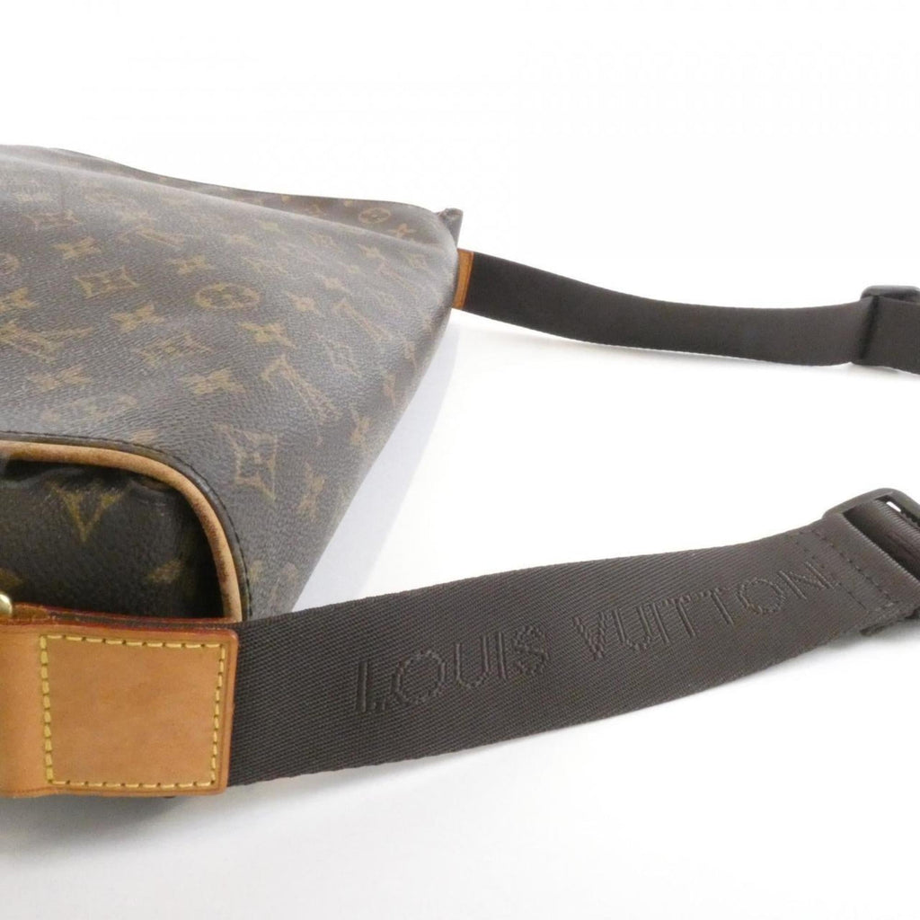 Louis Vuitton Marron Coated Canvas Shoulder Bag (Pre-Owned)