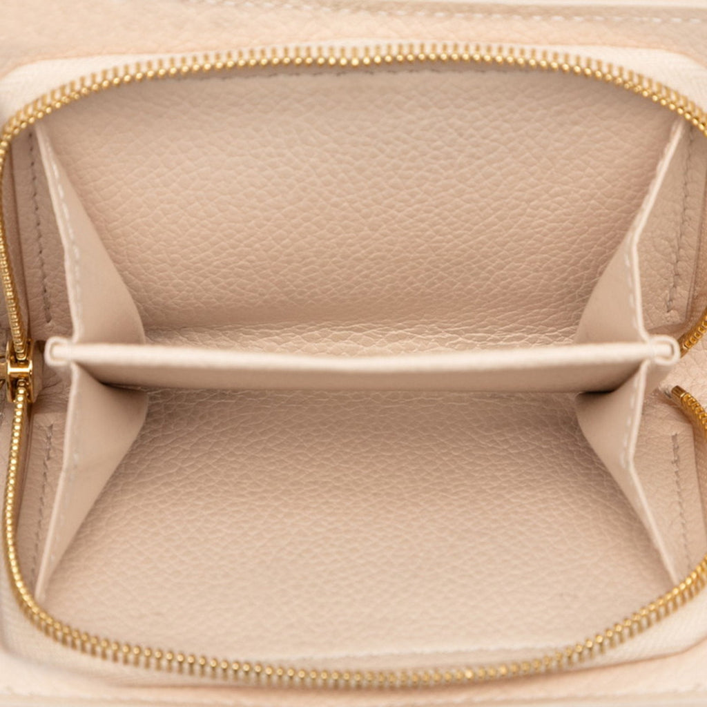 Louis Vuitton Beige Leather Wallet (Bi-Fold) (Pre-Owned)