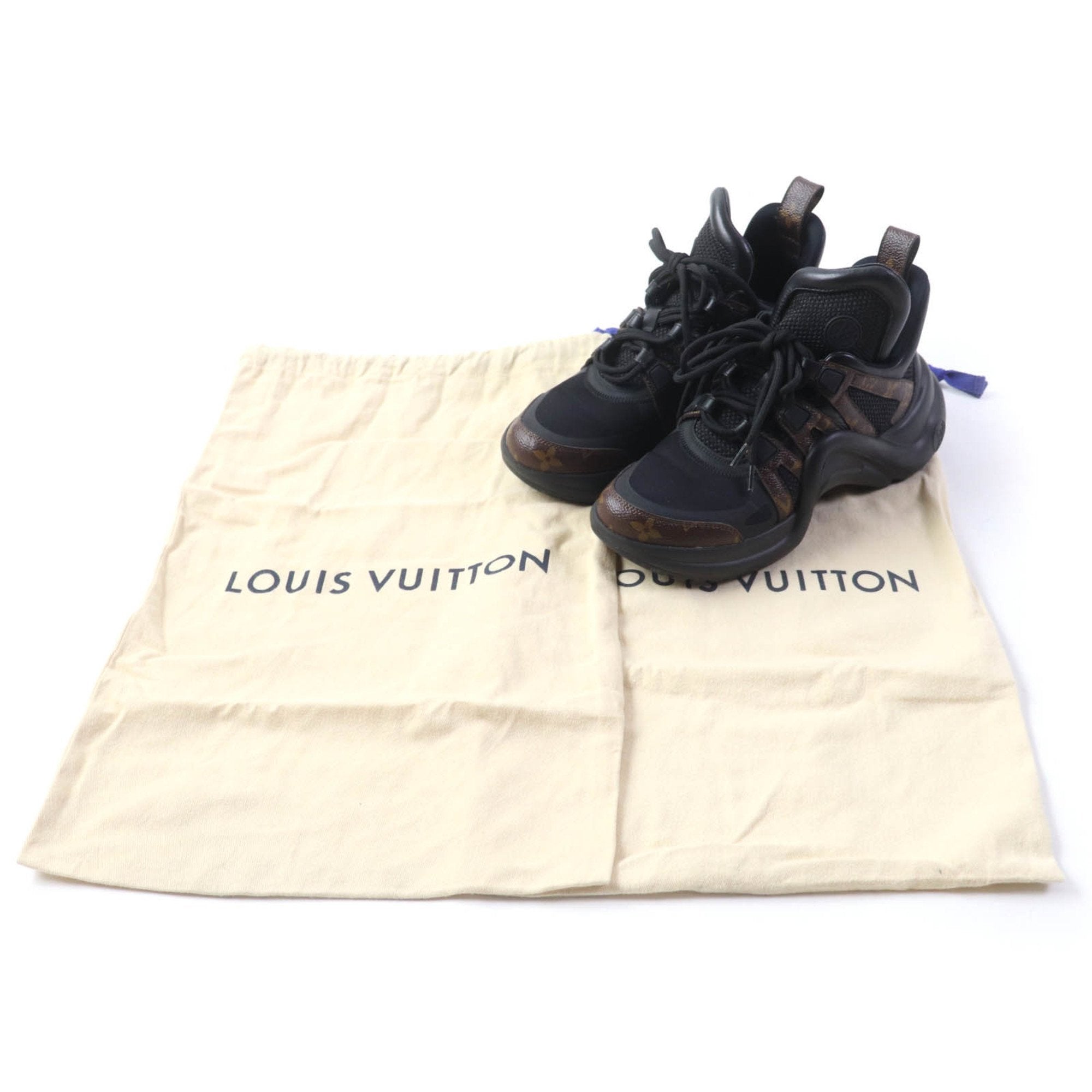 Louis Vuitton Black Sneakers (Pre-Owned)