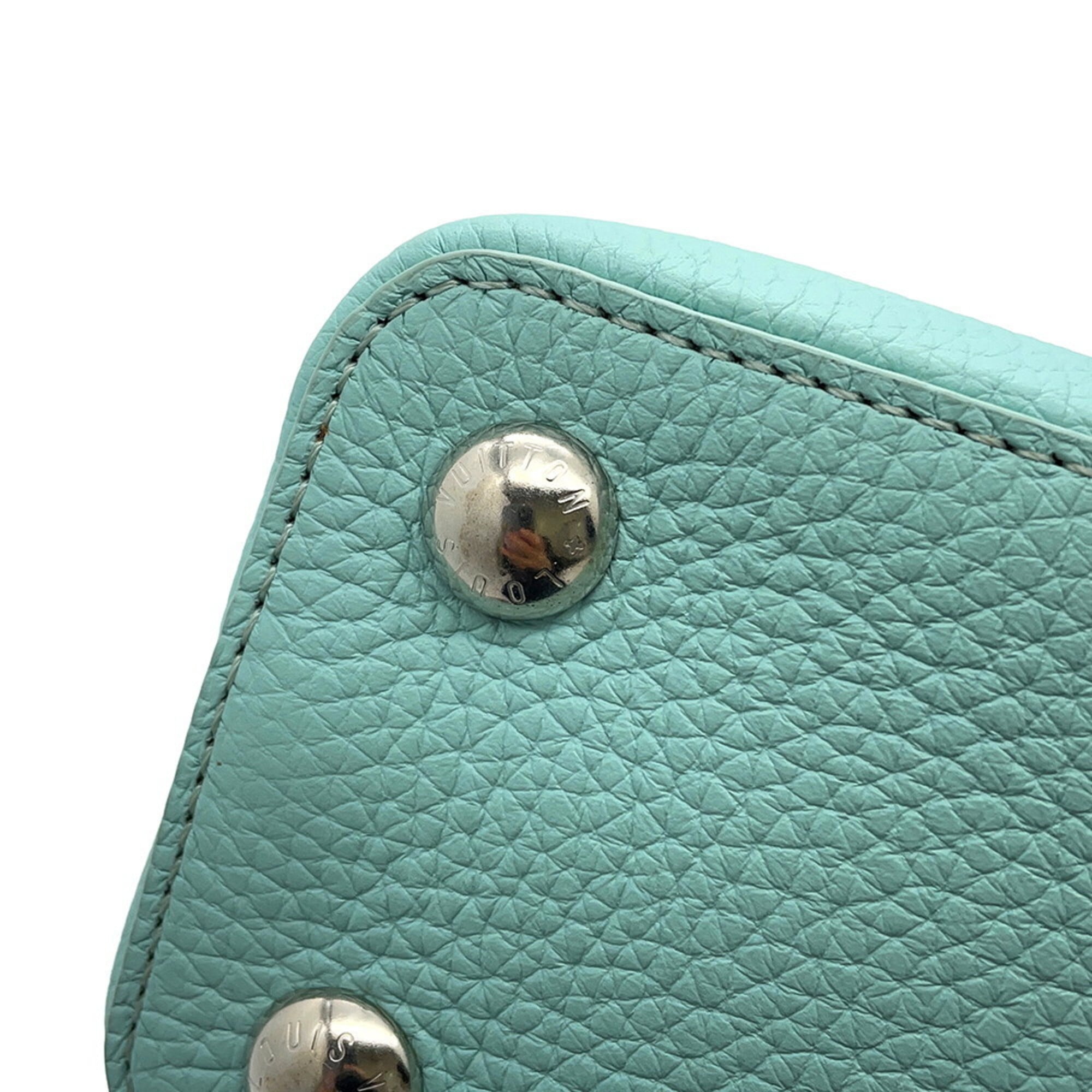 Louis Vuitton Light Blue Leather Handbag Shoulder Bag (Pre-Owned)