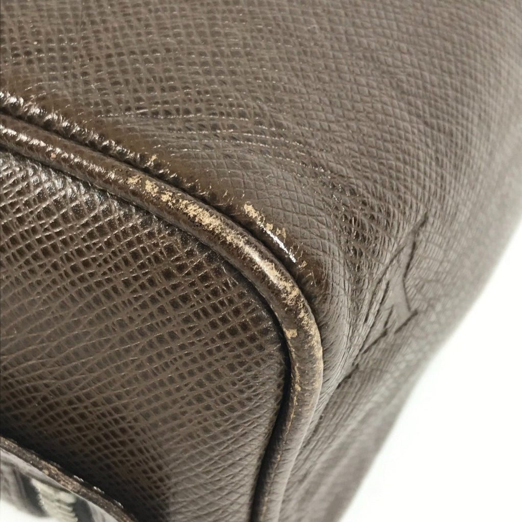 Louis Vuitton Brown Grizzly Taiga Leather Pouch (Pre-Owned)