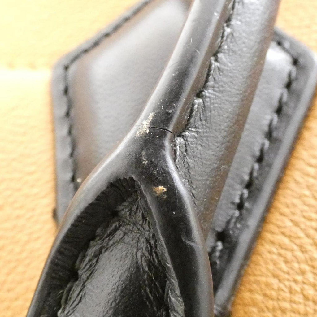 Louis Vuitton Camel Leather Handbag (Pre-Owned)