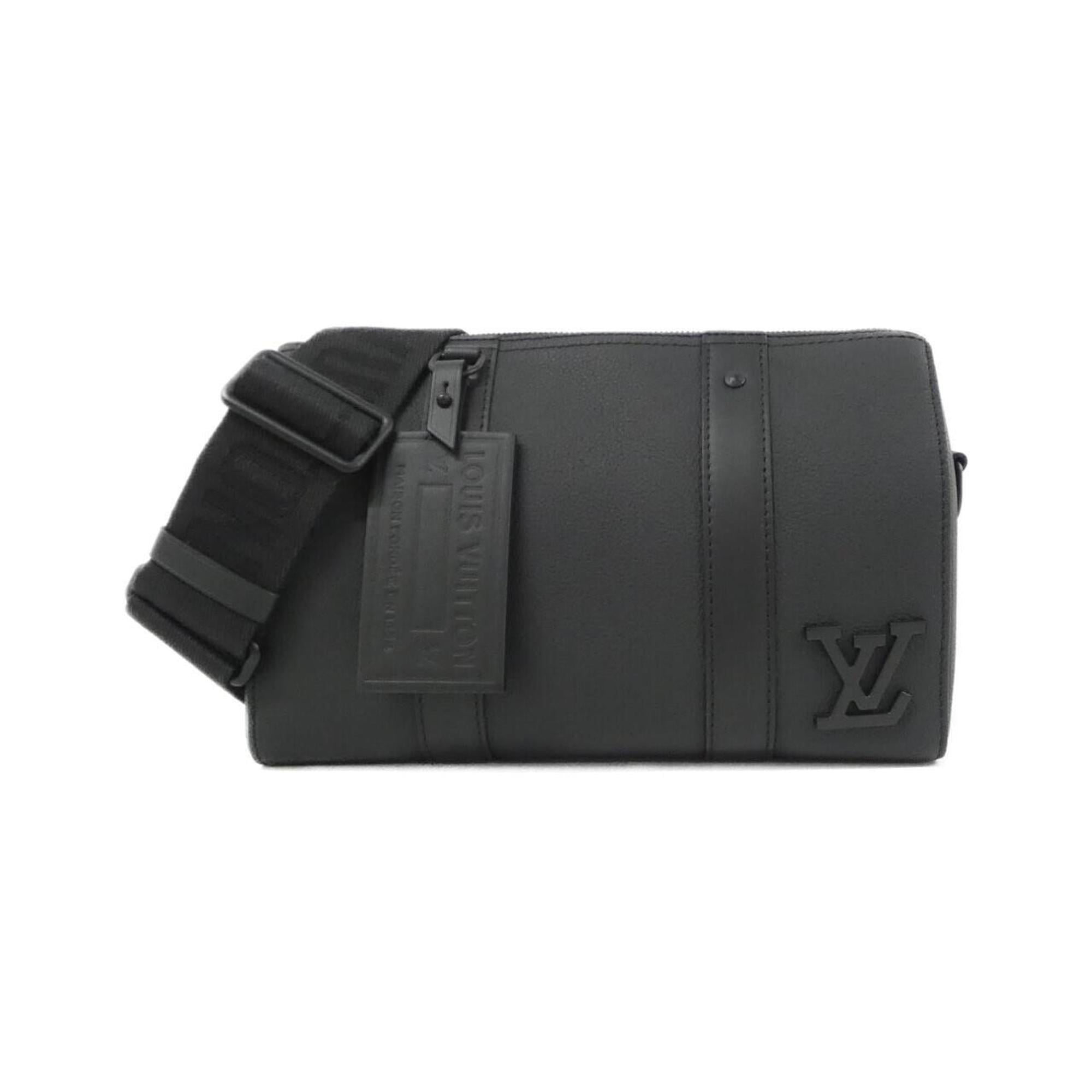 Louis Vuitton Black Leather Shoulder Bag (Pre-Owned)