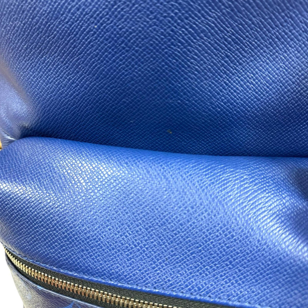 Louis Vuitton Taigarama Blue Taiga Leather Backpack (Pre-Owned)
