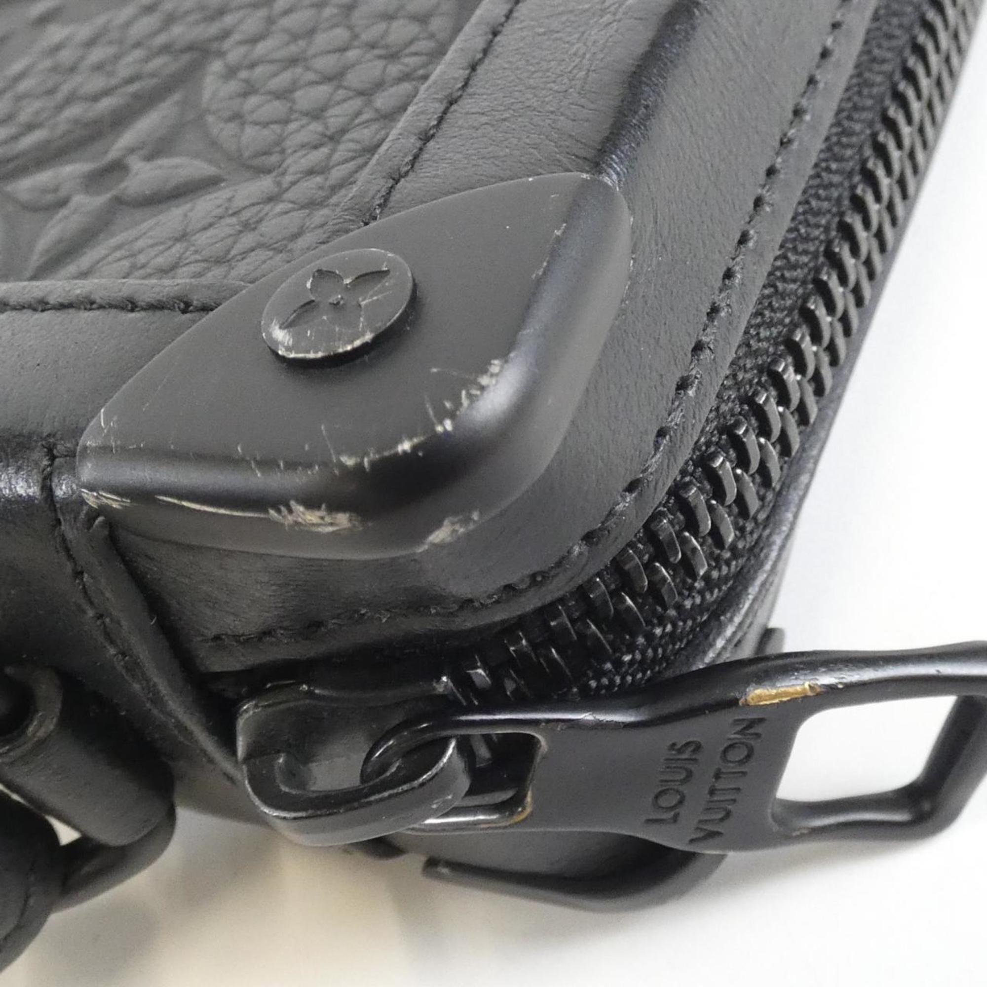Louis Vuitton Black Leather Handbag (Pre-Owned)