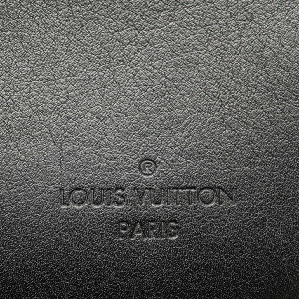 Louis Vuitton Black Noir Leather Pochette Shoulder Bag (Pre-Owned)