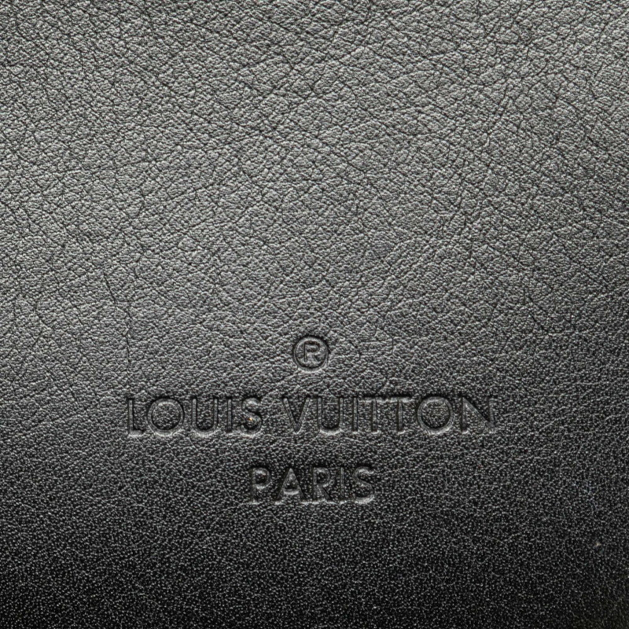 Louis Vuitton Black Noir Leather Pochette Shoulder Bag (Pre-Owned)