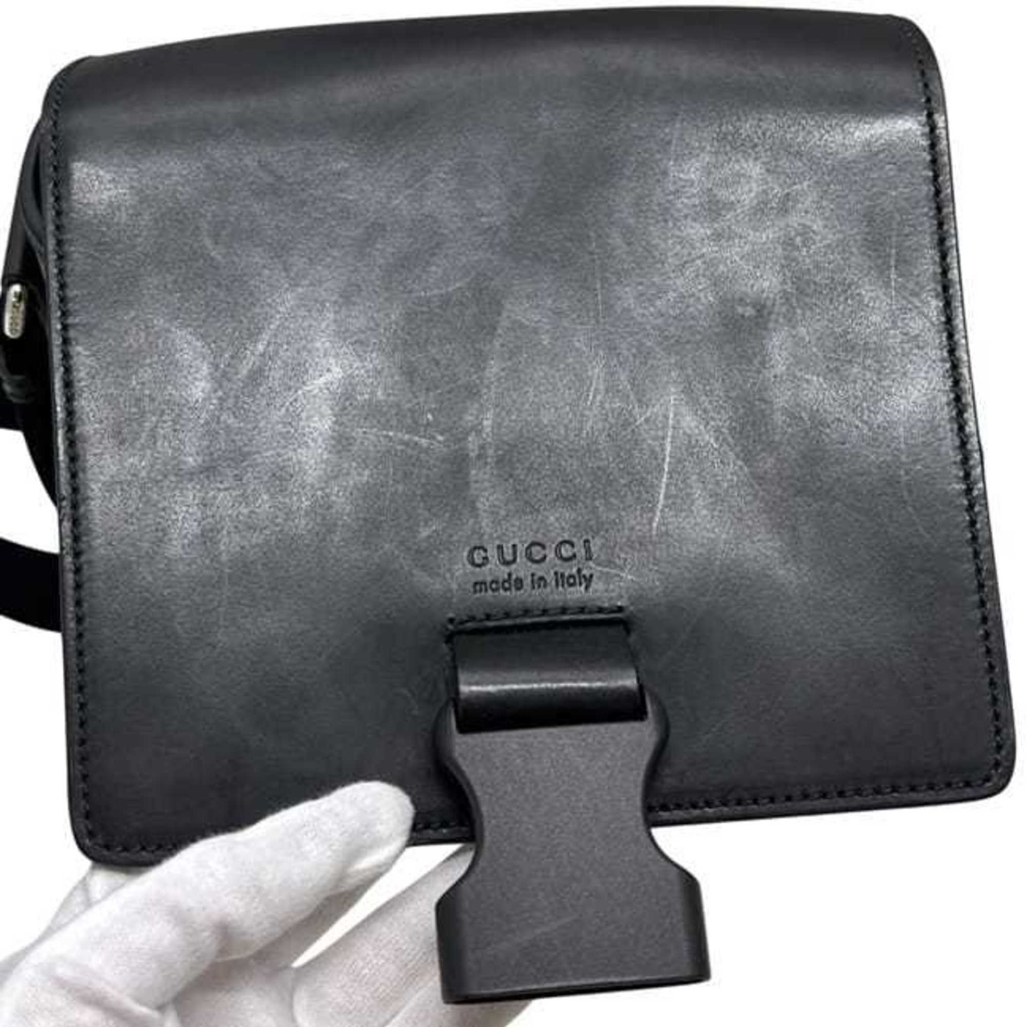 Buckle Flap Messenger Bag GG Coated Canvas with Leather Medium