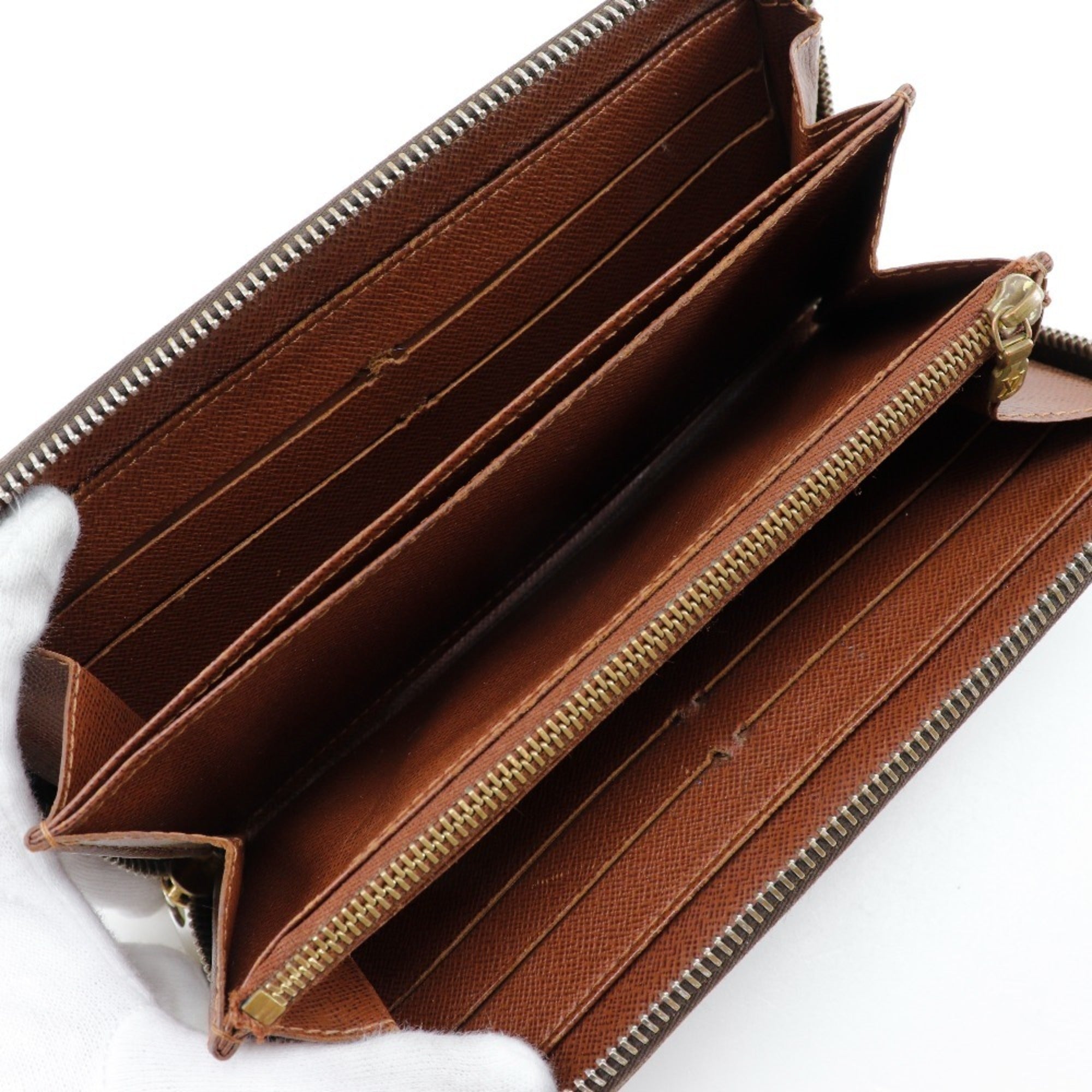 Louis Vuitton Brown Monogram Long Wallet (Bi-Fold) (Pre-Owned)
