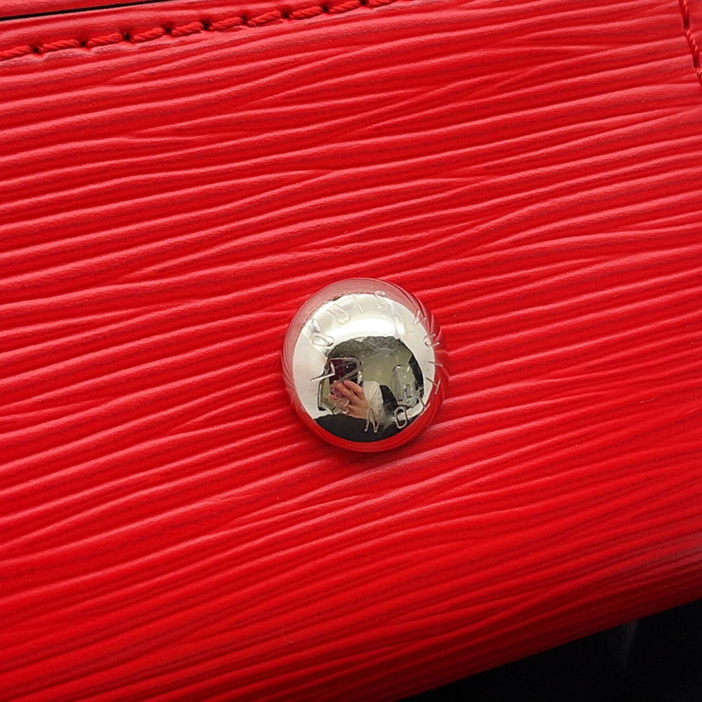 Louis Vuitton Red Color Epi Leather Handbag (Pre-Owned)
