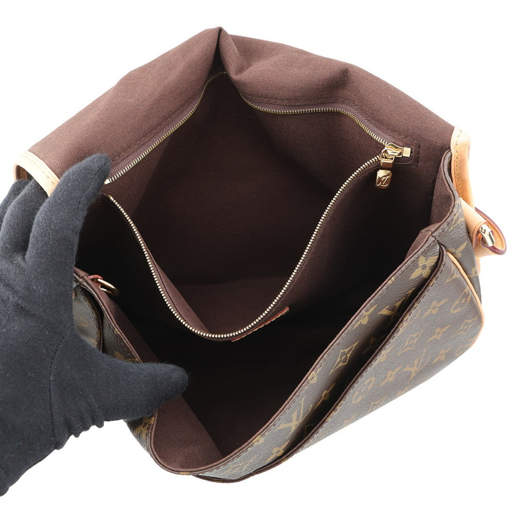 Louis Vuitton Brown Monogram Monogram Shoulder Bag (Pre-Owned)