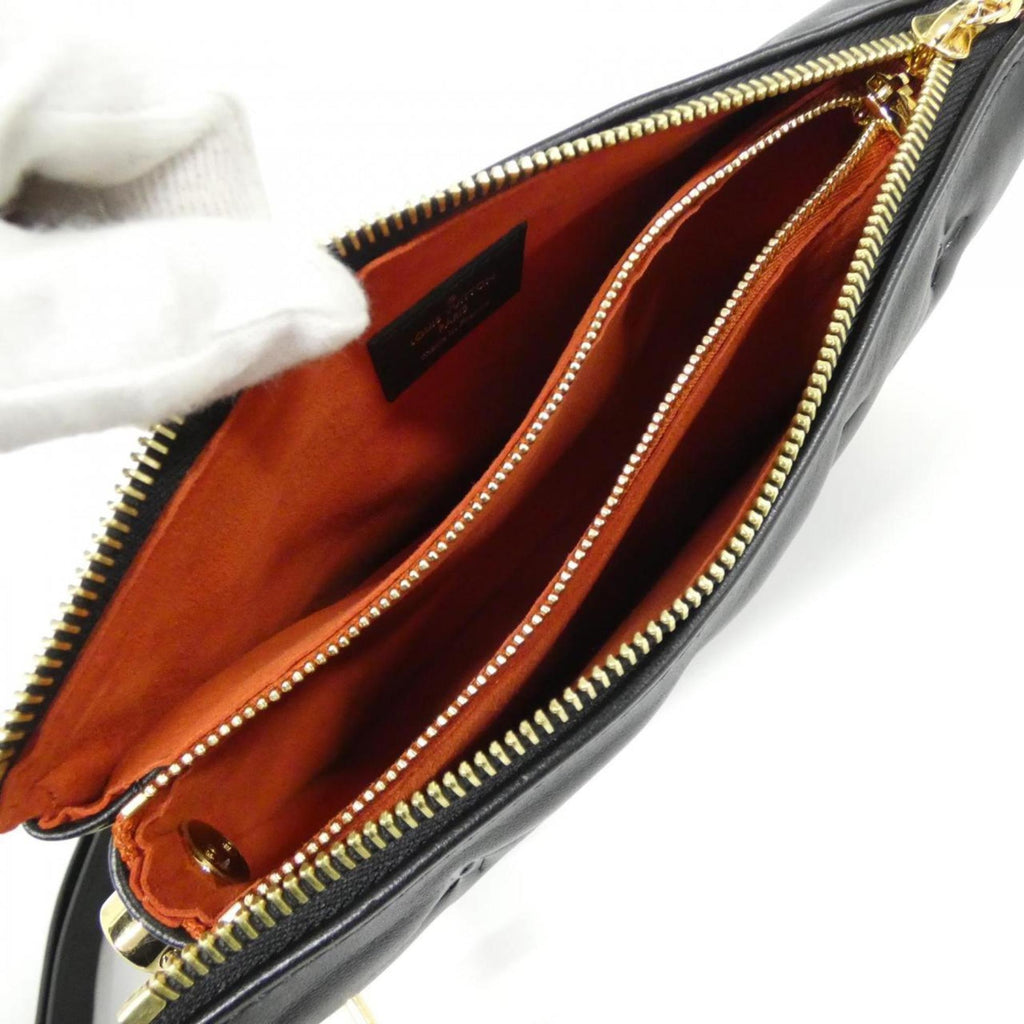 Louis Vuitton Black Leather Shoulder Bag (Pre-Owned)