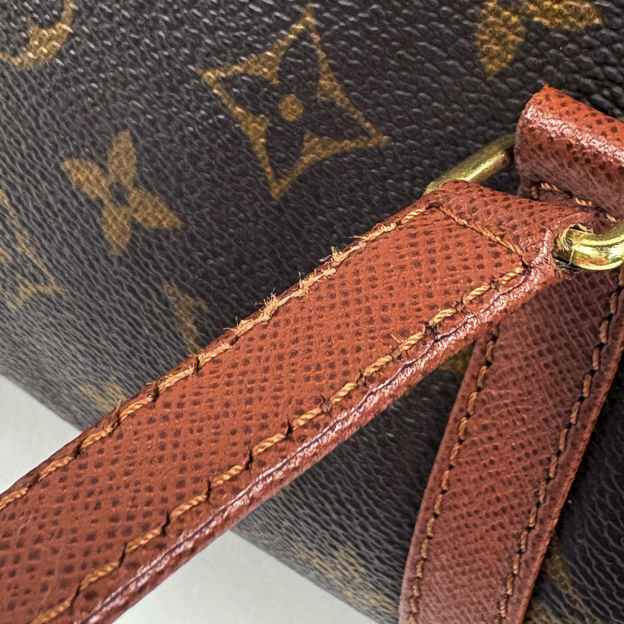 Louis Vuitton Brown Monogram Monogram Leather Handbag (Pre-Owned)