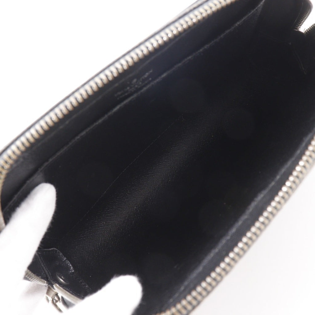 Louis Vuitton Taiga Ardoise Black Taiga Leather Handbag (Pre-Owned)