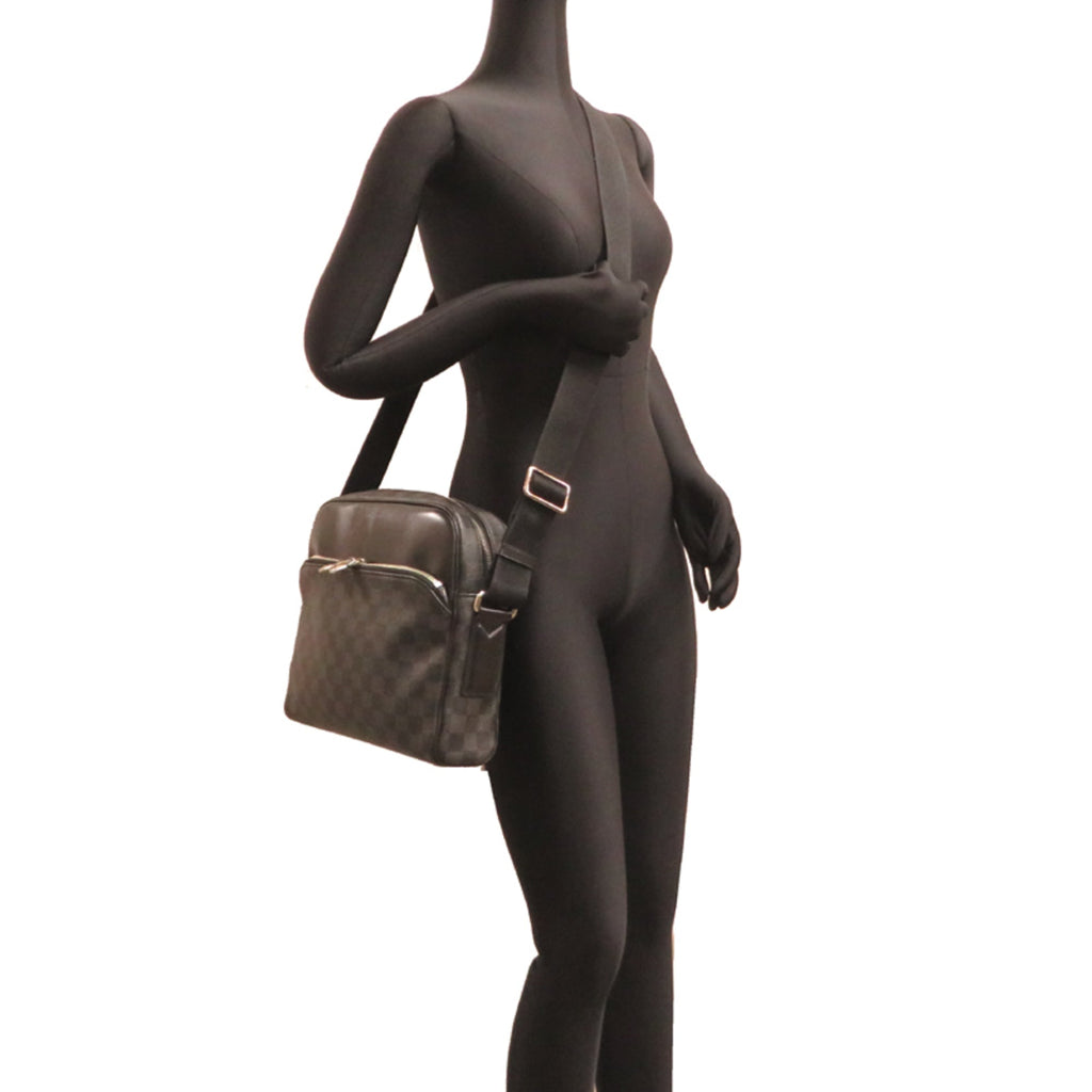 Louis Vuitton Black Damier Graphite Shoulder Bag (Pre-Owned)