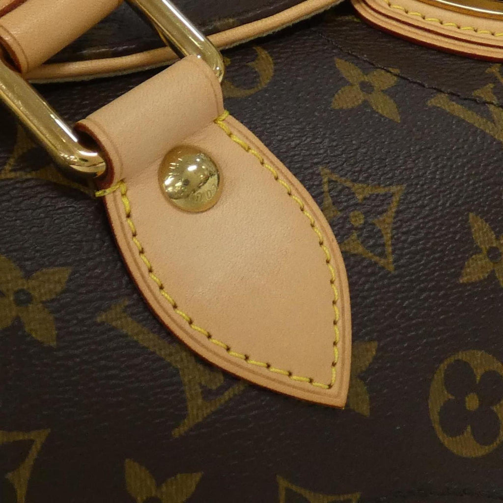 Louis Vuitton Marron Monogram Monogram Shoulder Bag (Pre-Owned)