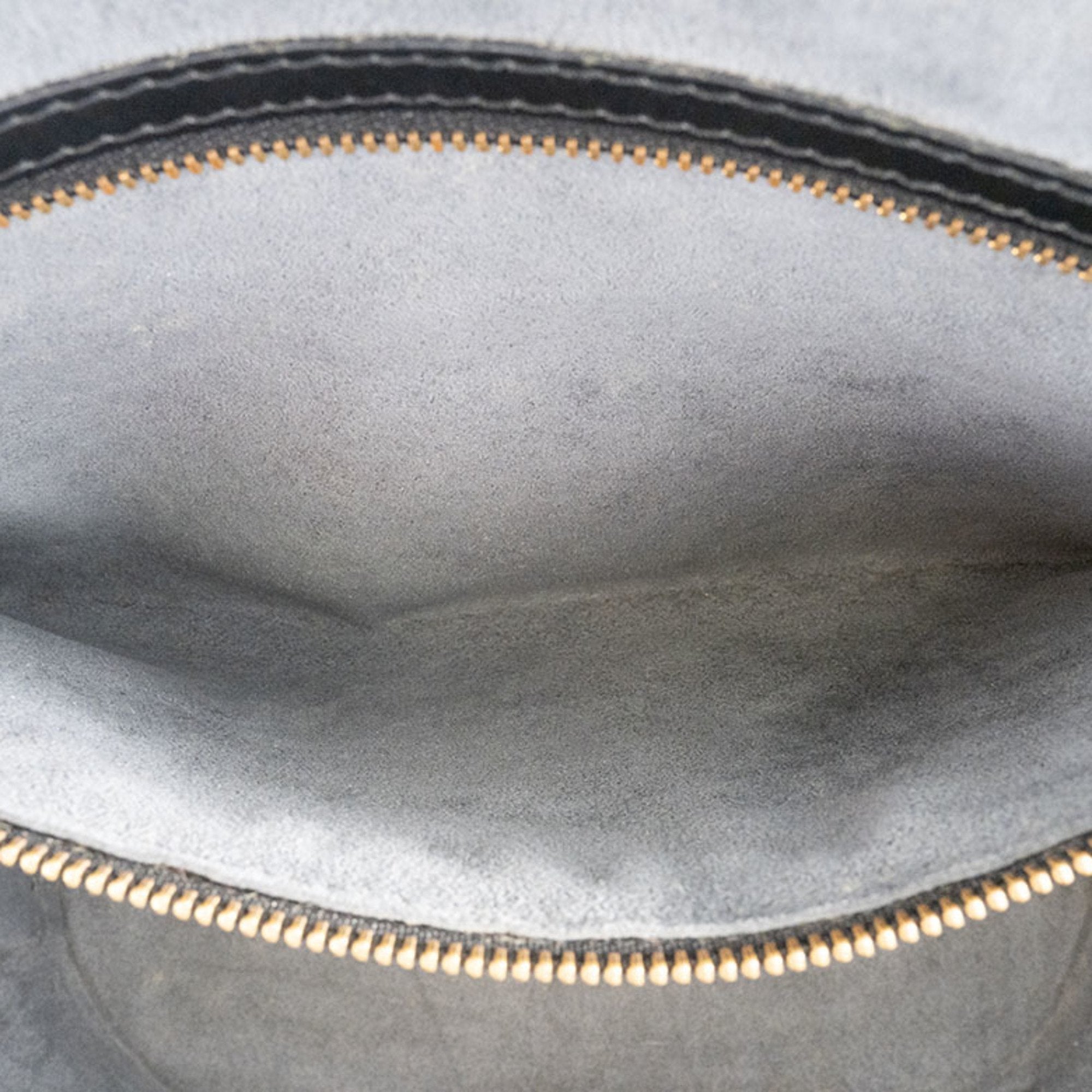 Louis Vuitton Epi Noir Epi Leather Shoulder Bag (Pre-Owned)