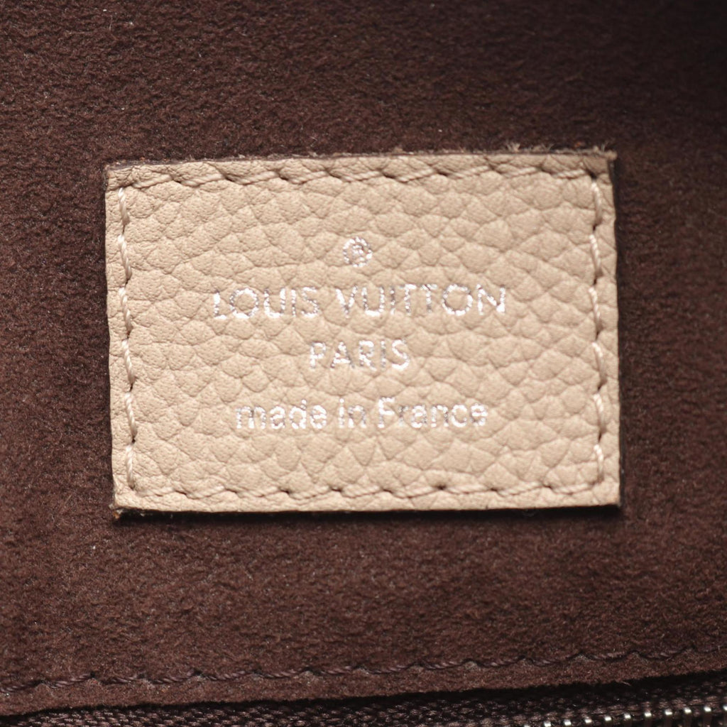 Louis Vuitton Beige Leather Handbag (Pre-Owned)