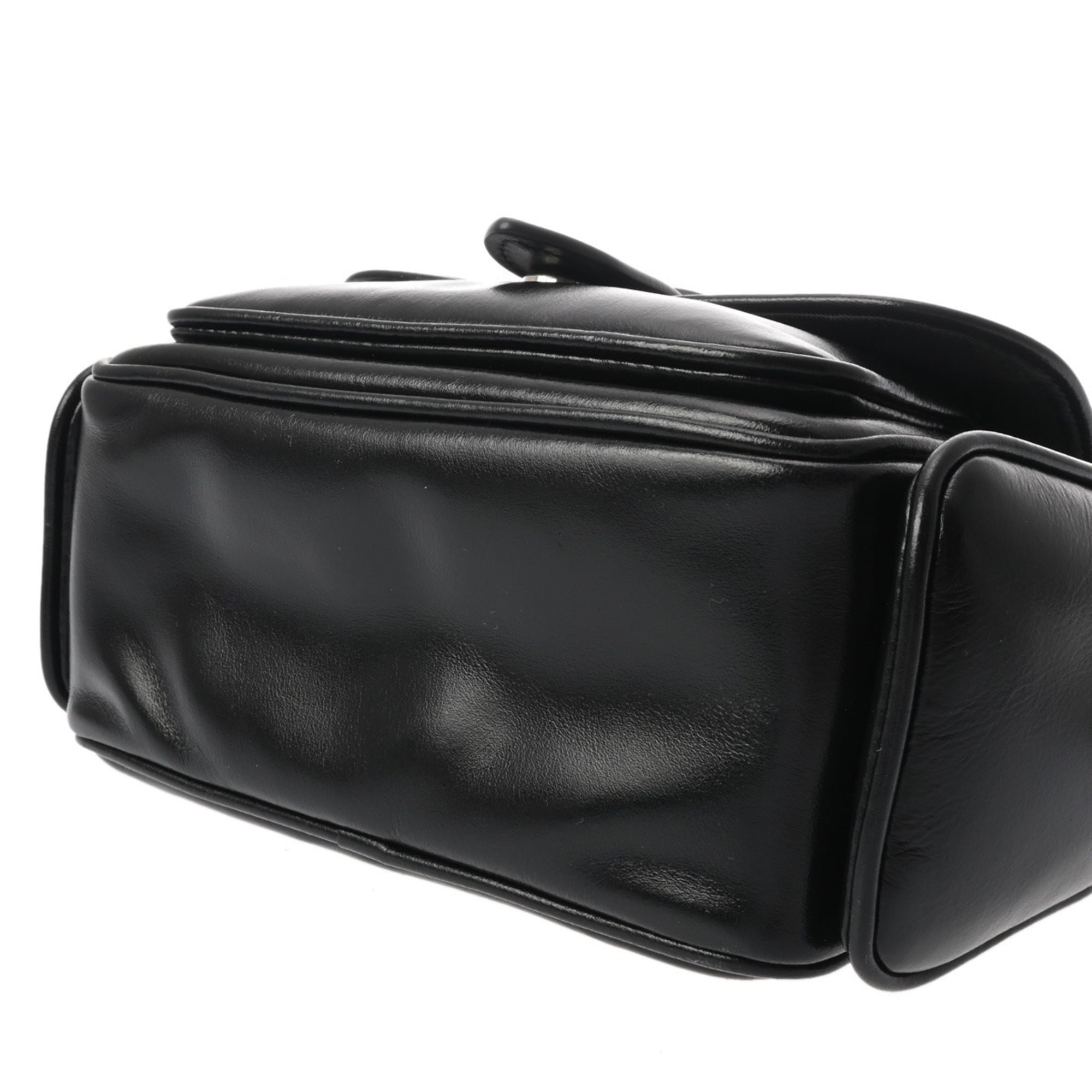Louis Vuitton Black Leather Shoulder Bag (Pre-Owned)