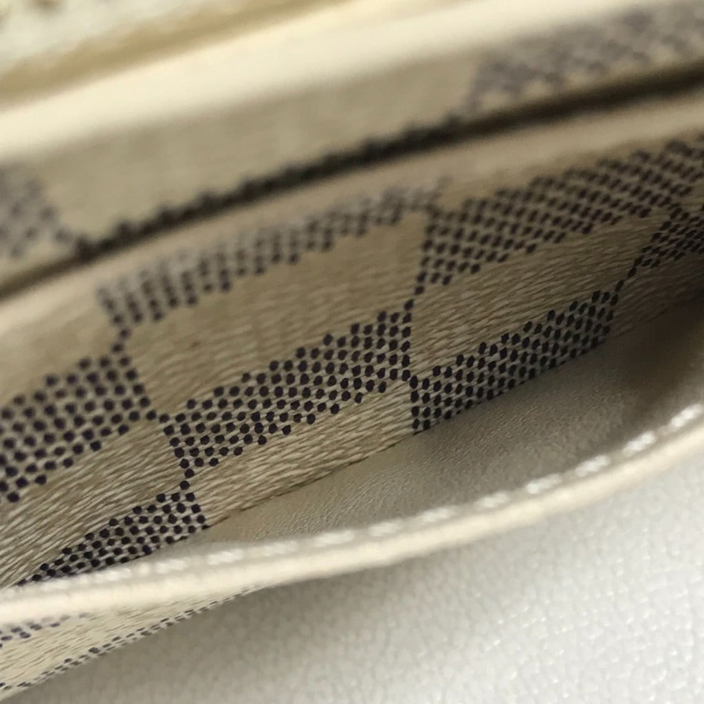 Louis Vuitton Damier Azur Damier Azur White Damier Azur Long Wallet (Bi-Fold) (Pre-Owned)