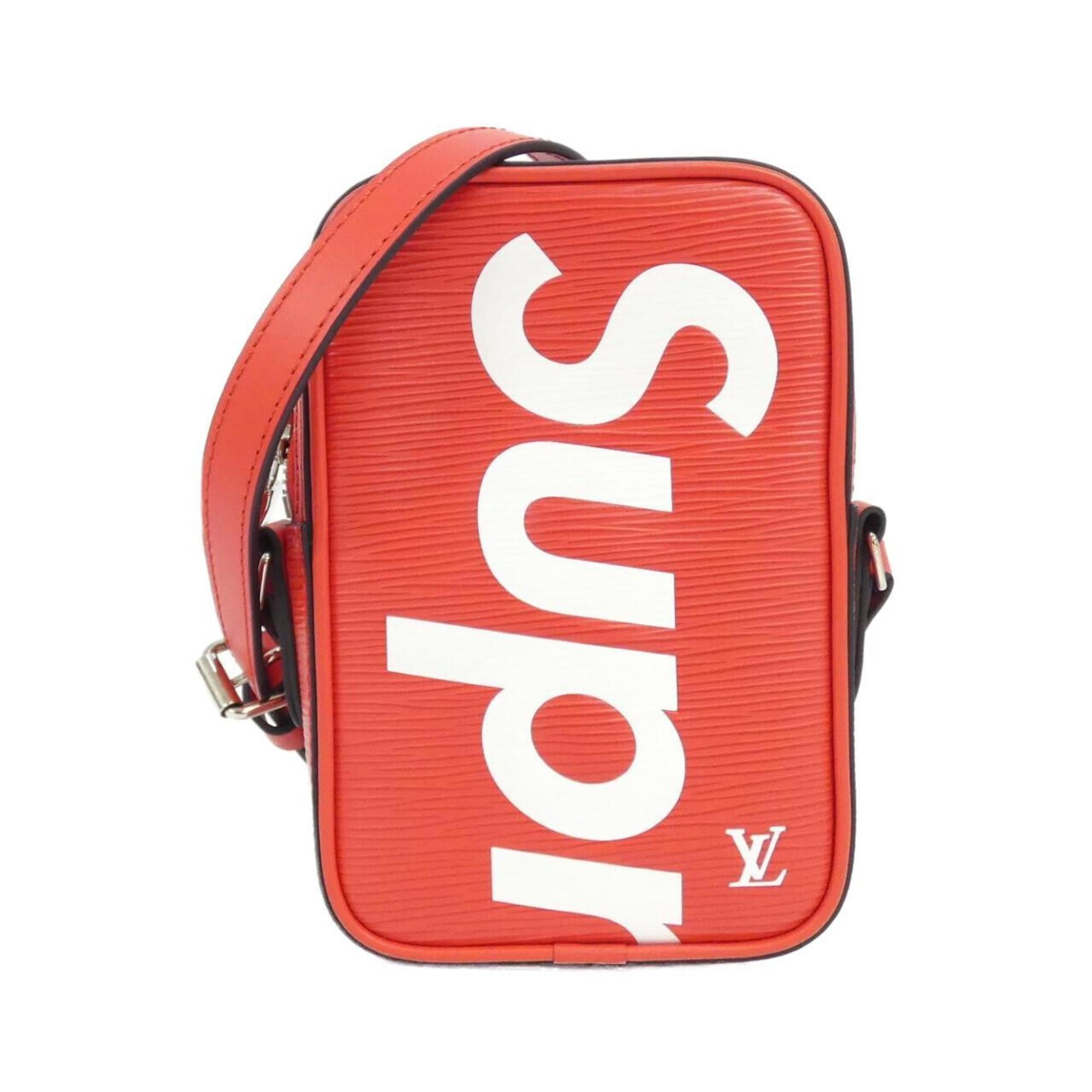 Louis Vuitton Rouge Leather Shoulder Bag (Pre-Owned)