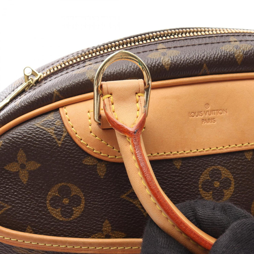 Louis Vuitton Brown Monogram Monogram Handbag (Pre-Owned)