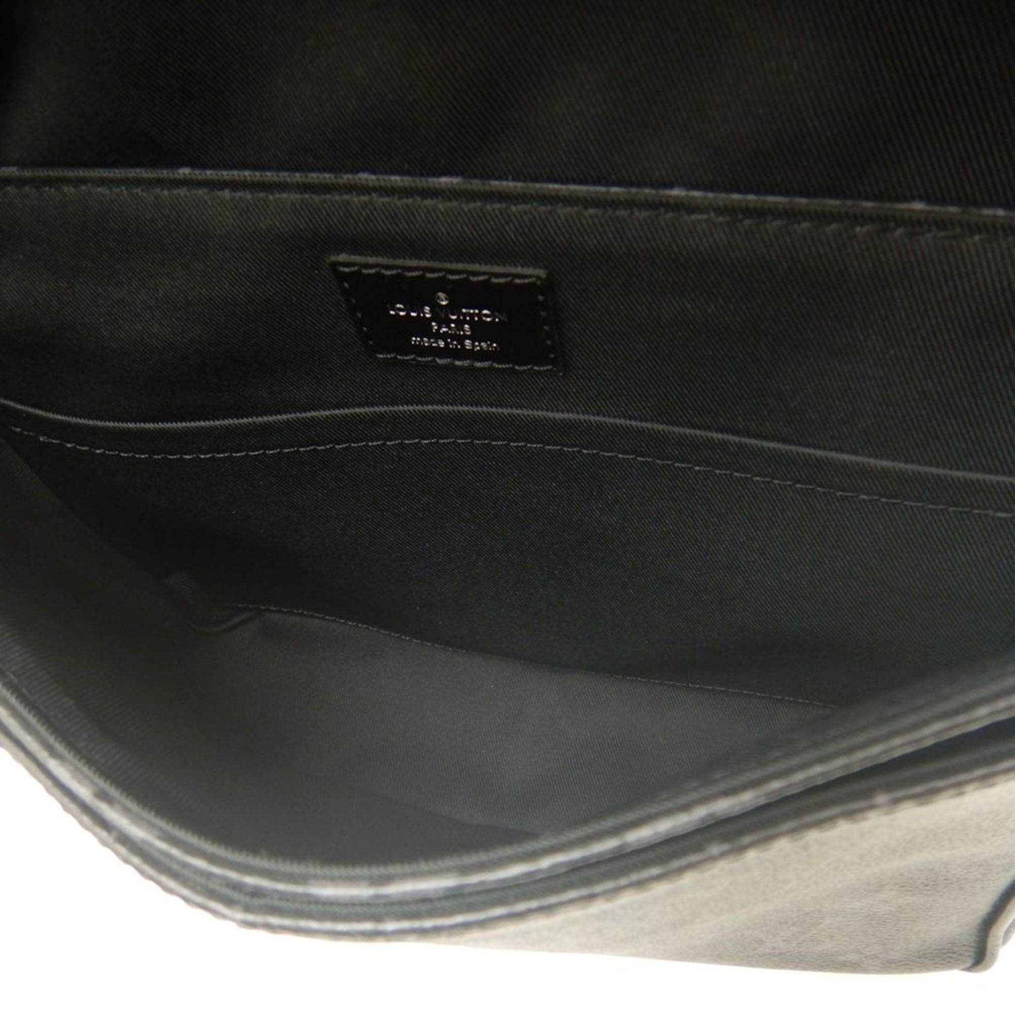 Louis Vuitton Black Monogram Eclipse Noir Monogram Eclipse Shoulder Bag (Pre-Owned)