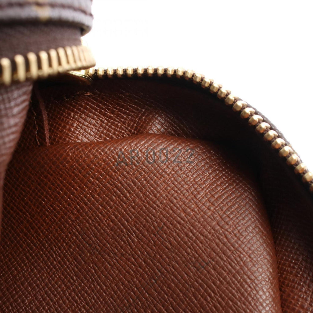 Louis Vuitton Brown Coated Canvas Leather Shoulder Bag (Pre-Owned)