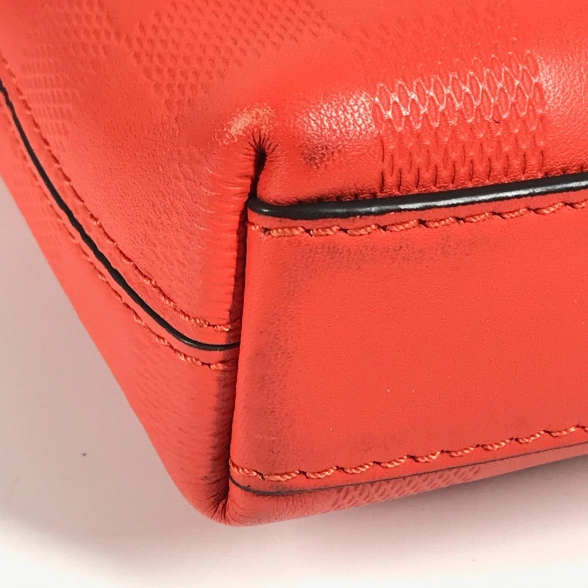 Louis Vuitton Red Color Damier Infini Pochette Shoulder Bag (Pre-Owned)
