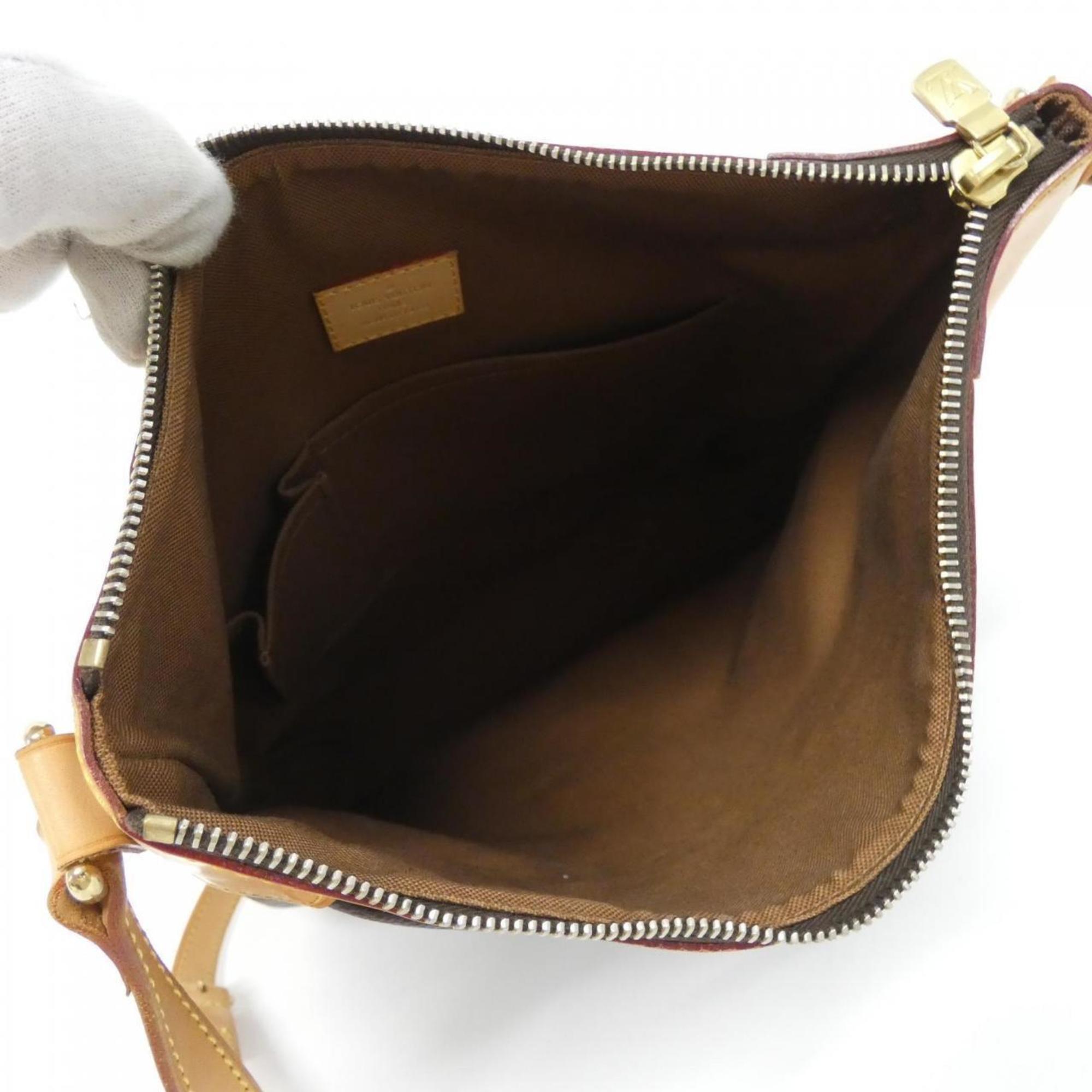 Louis Vuitton Marron Coated Canvas Shoulder Bag (Pre-Owned)