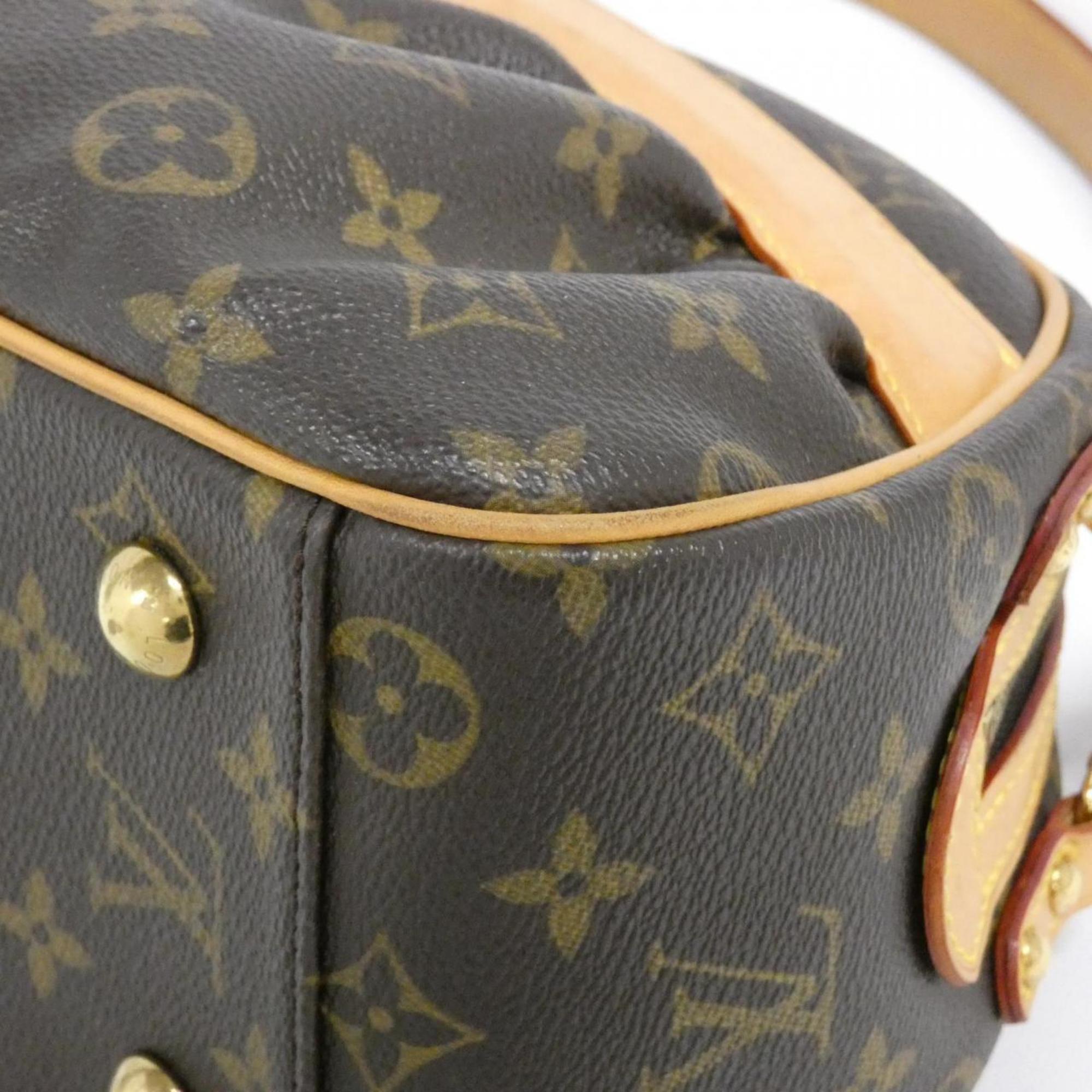 Louis Vuitton Marron Coated Canvas Shoulder Bag (Pre-Owned)