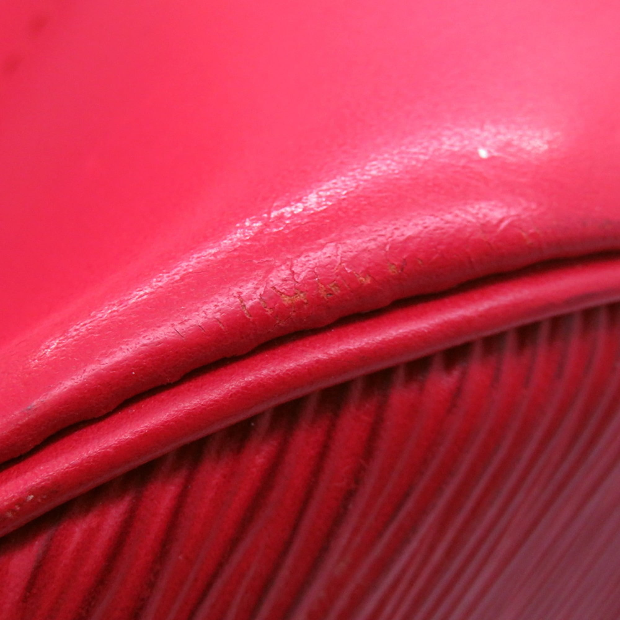 Louis Vuitton Castilian Red Epi Leather Shoulder Bag (Pre-Owned)