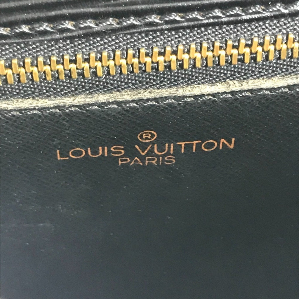 Louis Vuitton Black Noir Epi Leather Shoulder Bag (Pre-Owned)