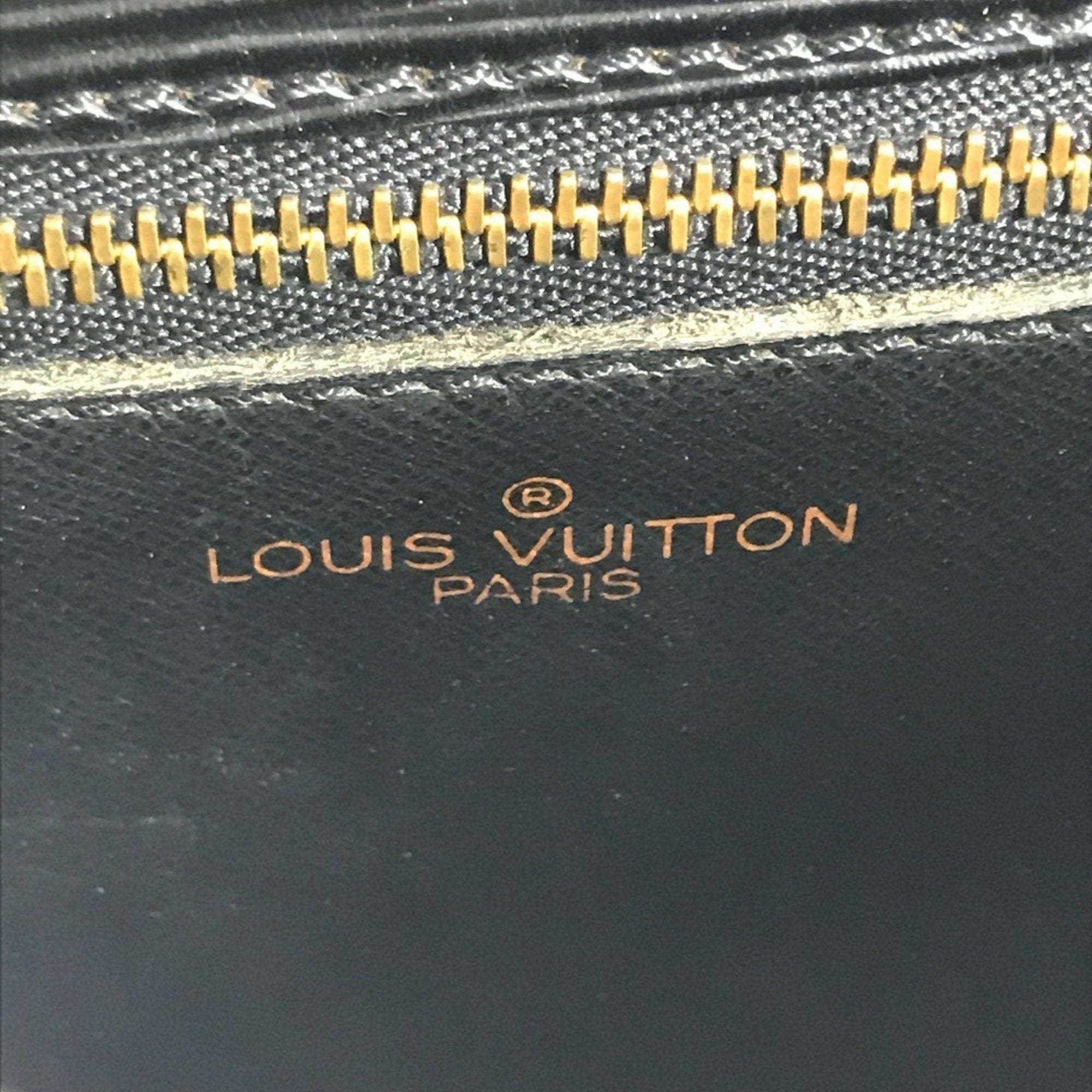 Louis Vuitton Black Noir Epi Leather Shoulder Bag (Pre-Owned)