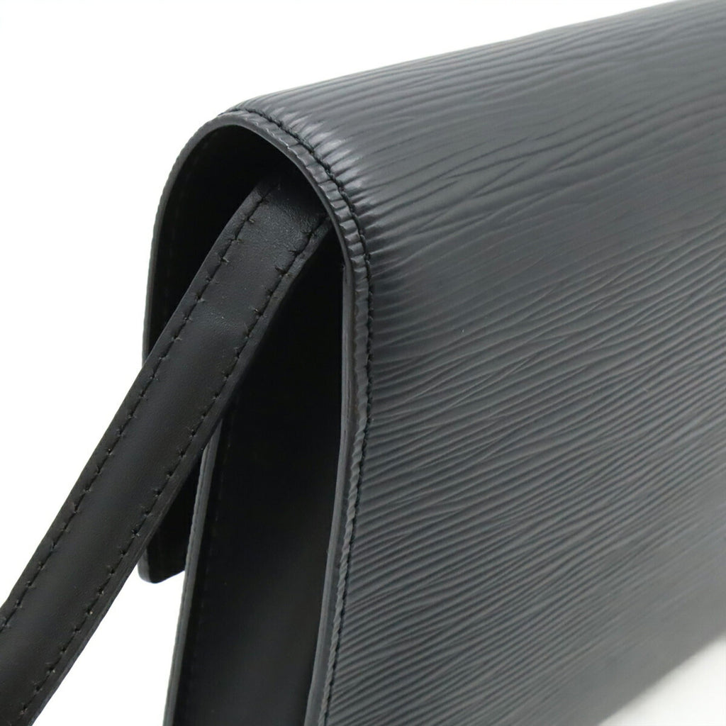 Louis Vuitton Black Noir Epi Leather Clutch Bag Pochette Shoulder Bag (Pre-Owned)